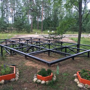 Обвязка свайно-винтового фундамента в Великом Новгороде